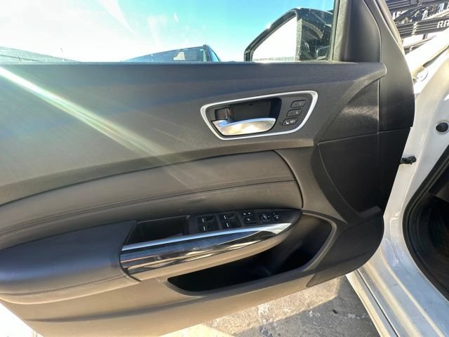 Used 2018 Acura TLX V6 FWD image 17