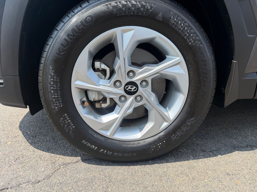 Used 2023 Hyundai Tucson SE AWD/4WD image 33