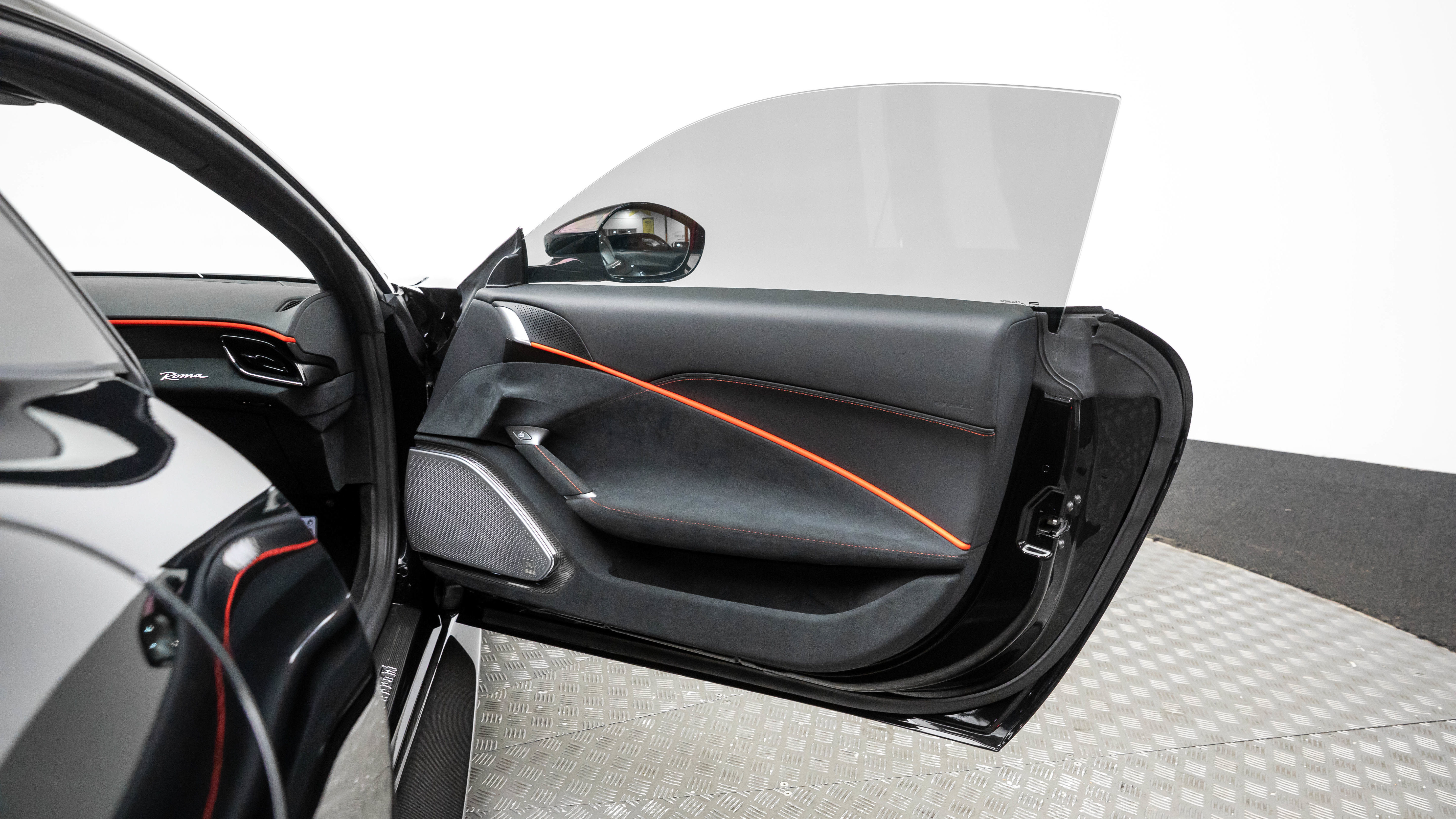 Used 2021 Ferrari Roma RWD image 28