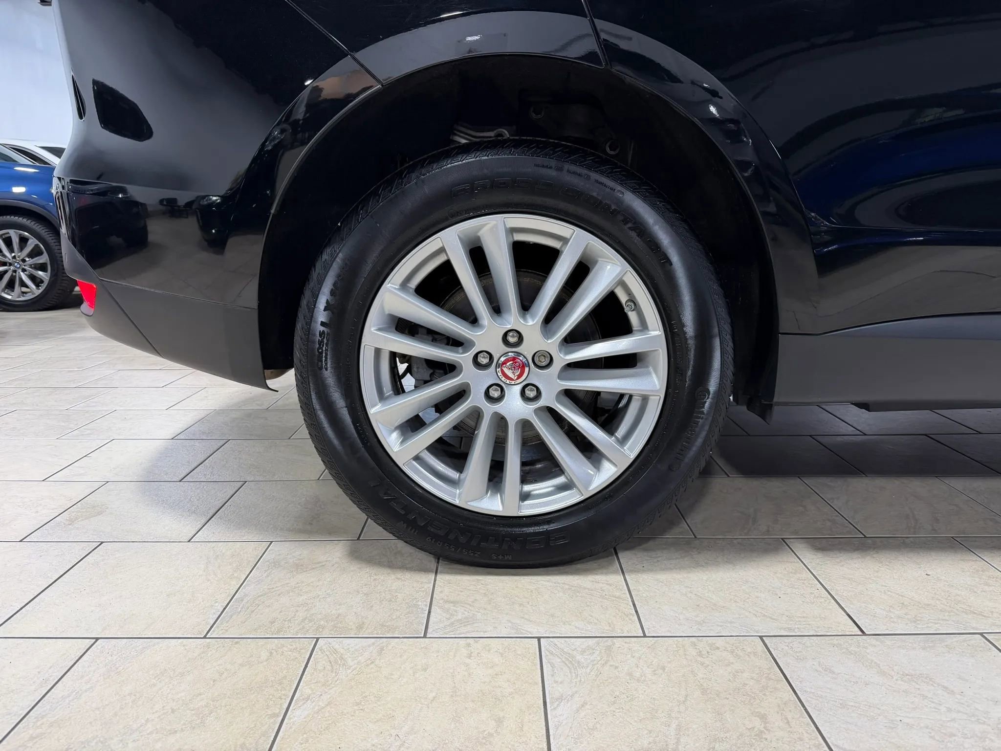 Used 2019 Jaguar F-PACE Prestige AWD/4WD image 39