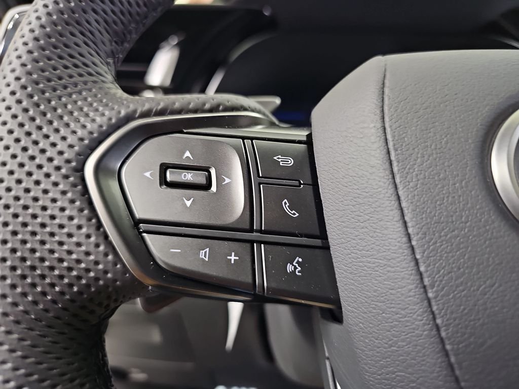 New 2026 Lexus TX 500h AWD image 18