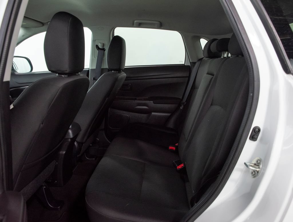 Used 2015 Mitsubishi Outlander Sport ES AWD/4WD image 8