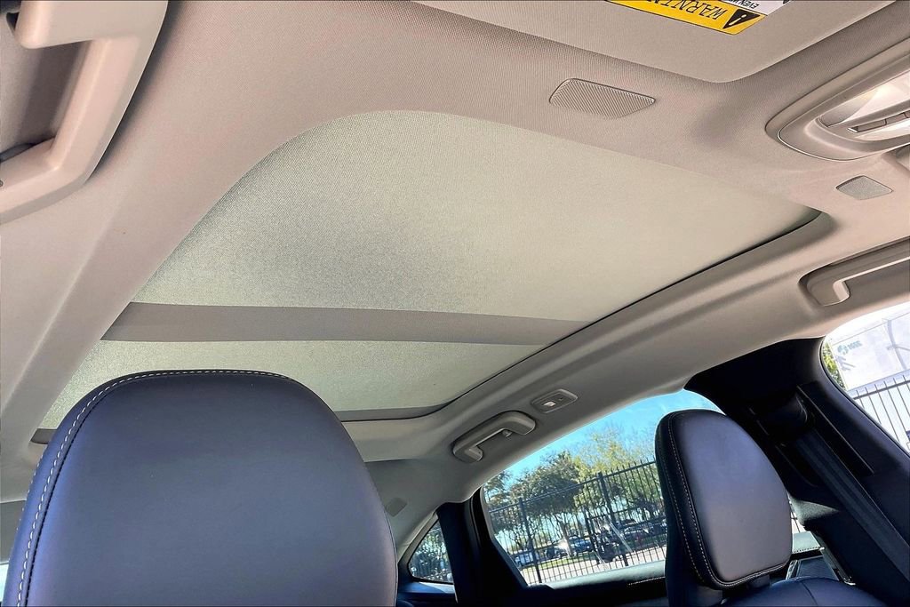 Certified 2023 Volvo S90 T8 Ultimate image 22