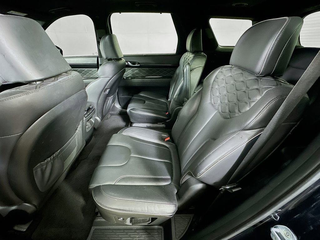Used 2022 Hyundai Palisade Calligraphy image 15
