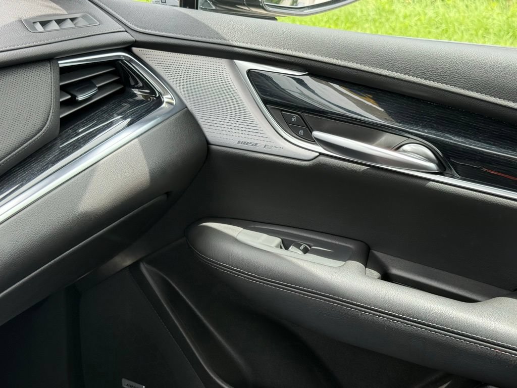 Certified 2025 Cadillac XT5 Premium Luxury w/ LPO, Floor Liner Package AWD/4WD image 37