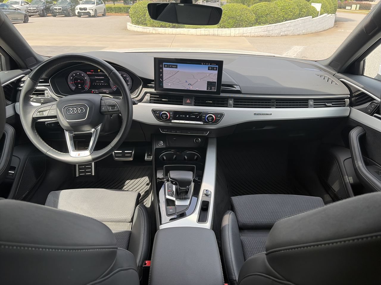 Used 2022 Audi A4 2.0T Premium Plus w/ Premium Plus Package AWD/4WD image 27