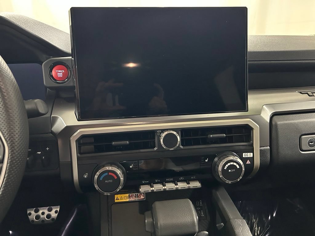 Certified 2024 Toyota Tacoma TRD Sport w/ TRD Sport Upgrade Package AWD/4WD image 19