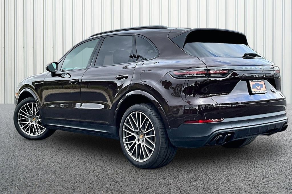 Used 2023 Porsche Cayenne S Platinum image 23