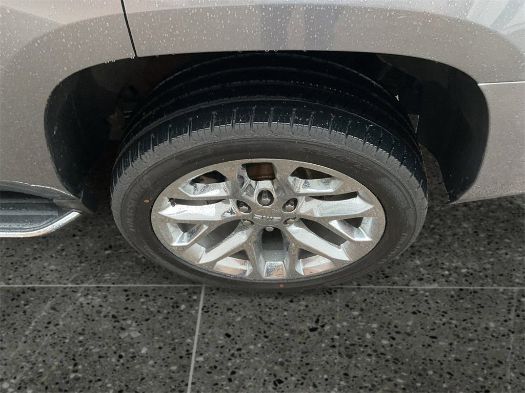 Used 2018 GMC Yukon Denali w/ Open Road Package image 15