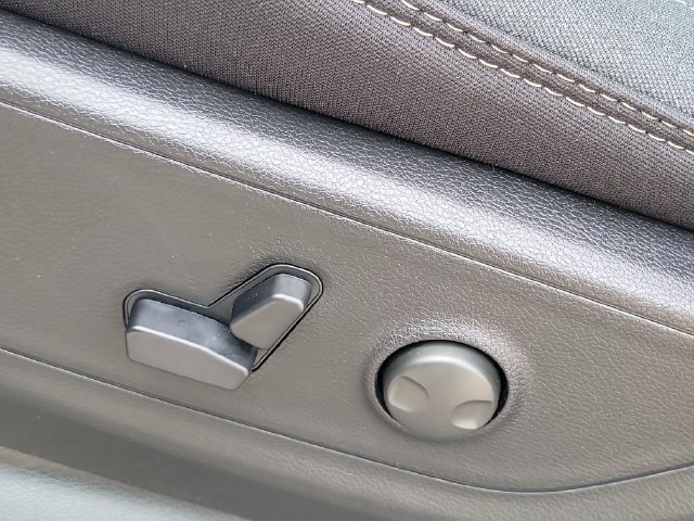New 2026 RAM 1500 Big Horn AWD/4WD image 15