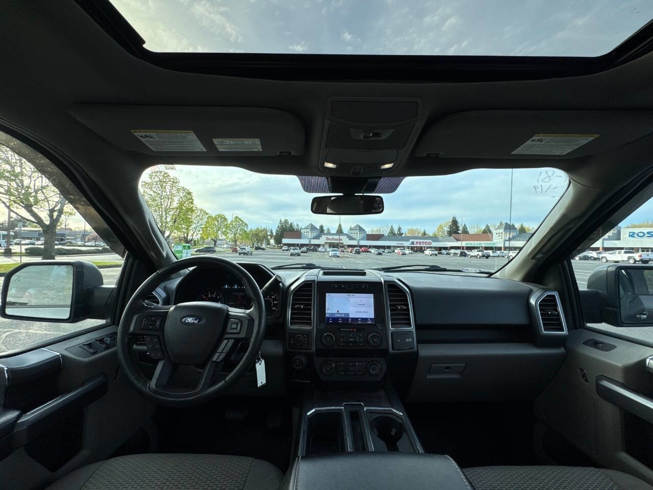 Used 2020 Ford F150 XLT w/ Equipment Group 302A Luxury image 11