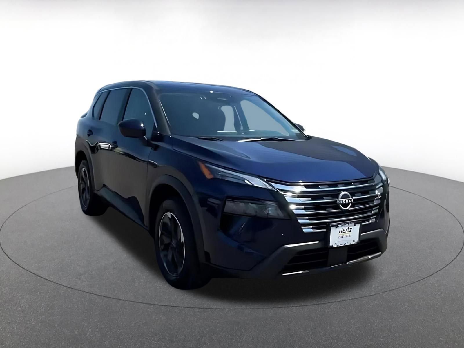 Used 2025 Nissan Rogue SV AWD/4WD image 3