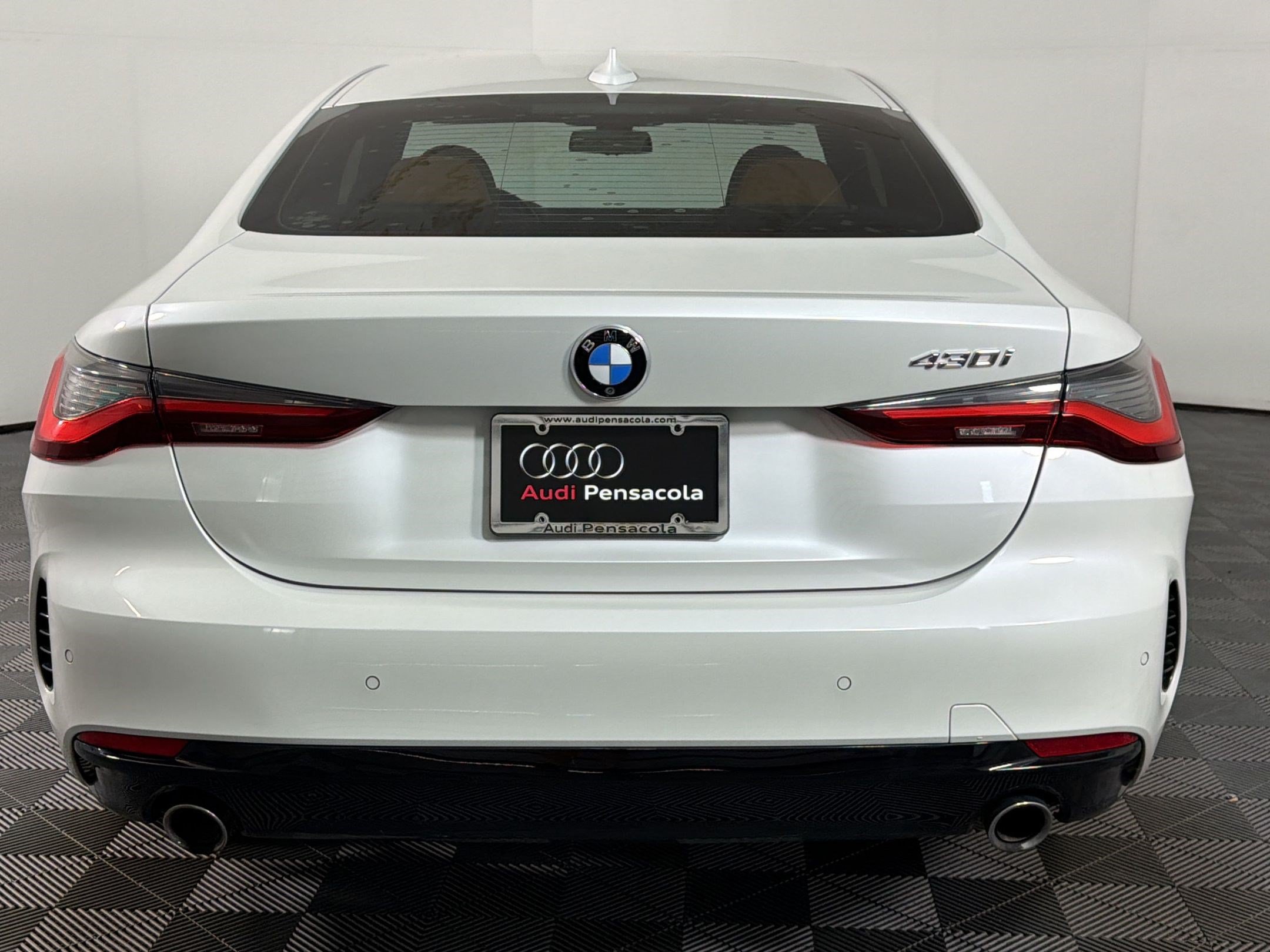 Used 2021 BMW 430i Coupe w/ Premium Package RWD image 8