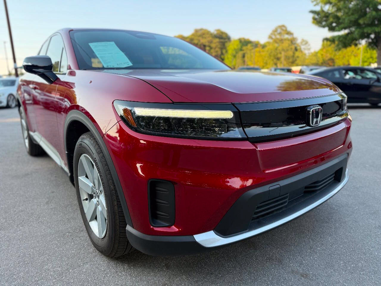 Used 2024 Honda Prologue EX image 1