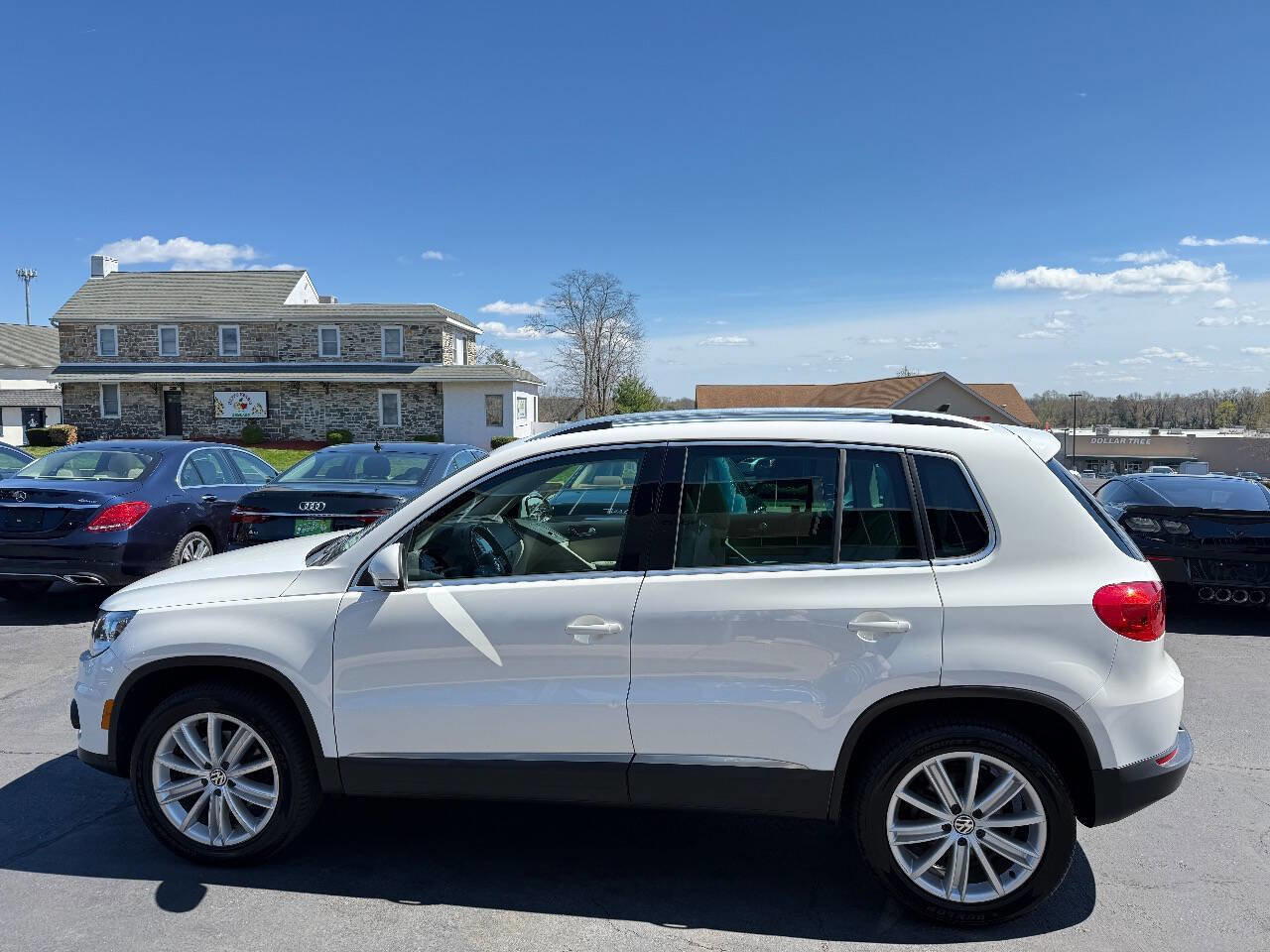 Used 2012 Volkswagen Tiguan S AWD/4WD image 4