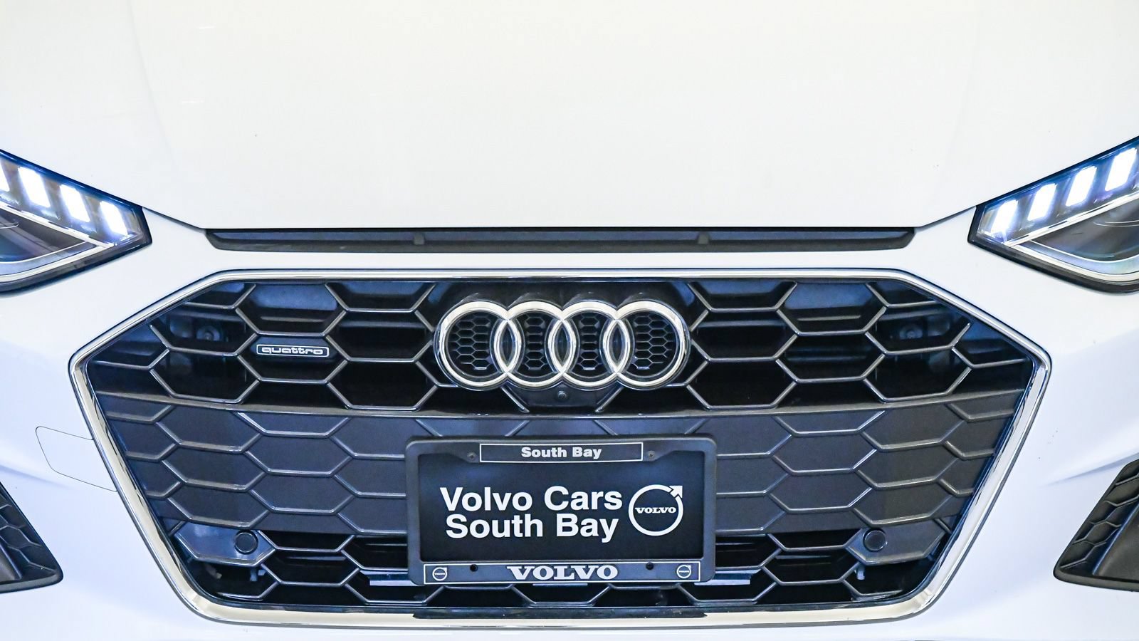 Used 2022 Audi A4 2.0T Premium Plus w/ Premium Plus Package AWD/4WD image 8