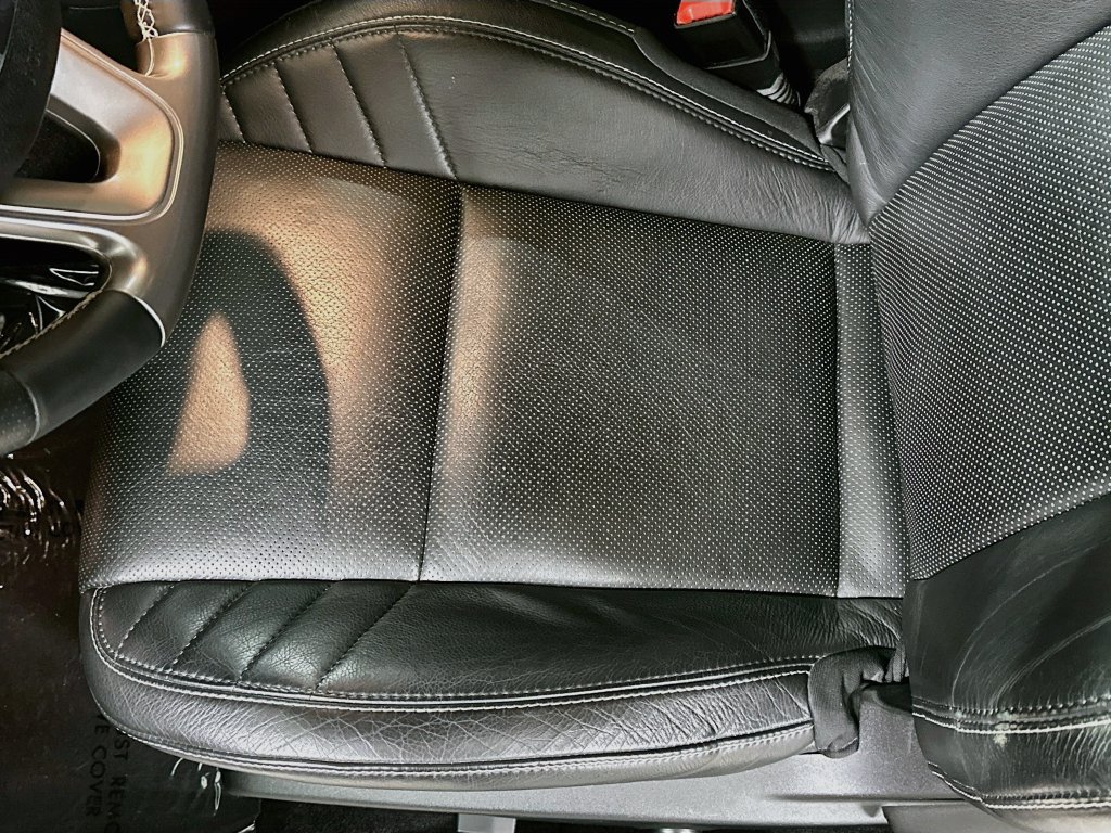 Used 2017 Dodge Challenger SRT Hellcat RWD image 21