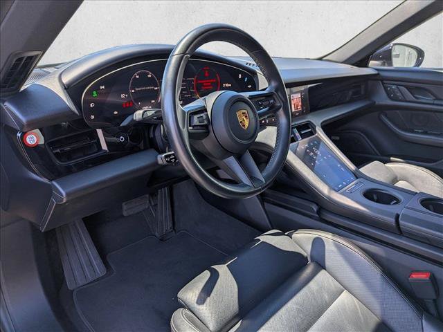 Used 2022 Porsche Taycan 4 Cross Turismo AWD/4WD image 10