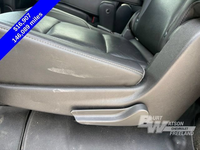 Used 2017 GMC Yukon XL SLT w/ Open Road Package AWD/4WD image 28