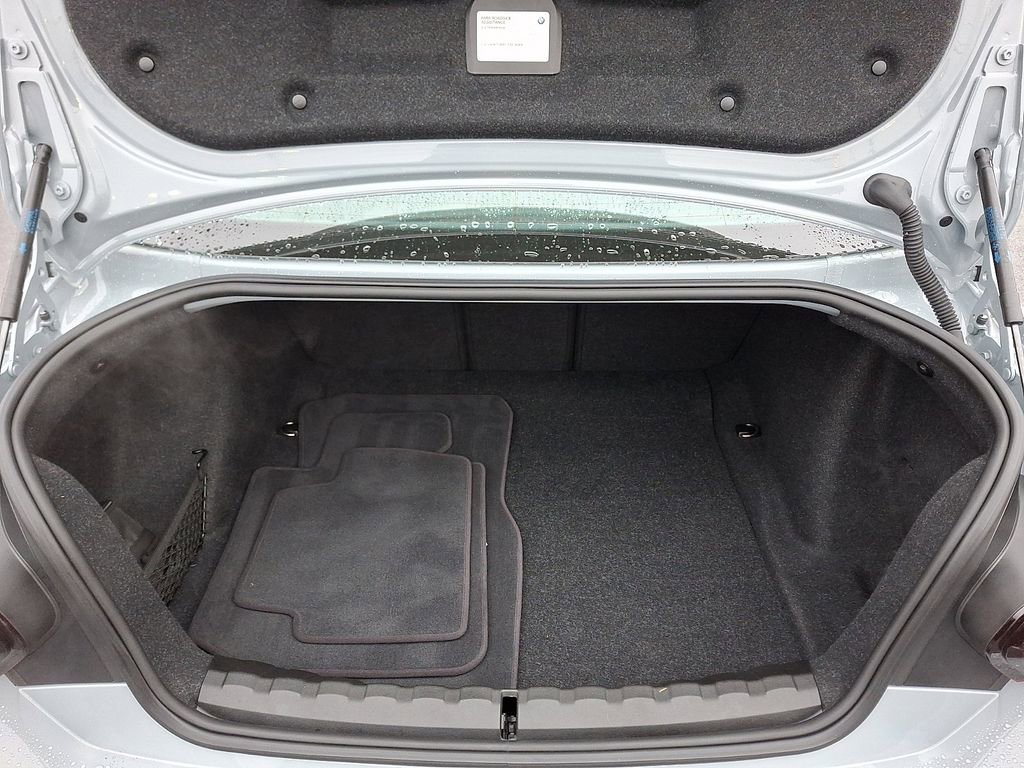 Used 2024 BMW M2 w/ Lighting Package image 31