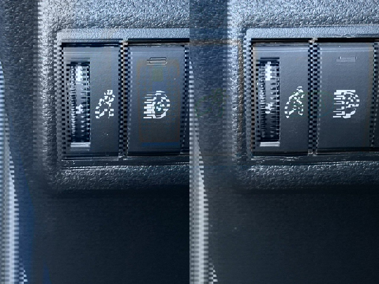 Used 2024 Toyota Corolla LE image 24