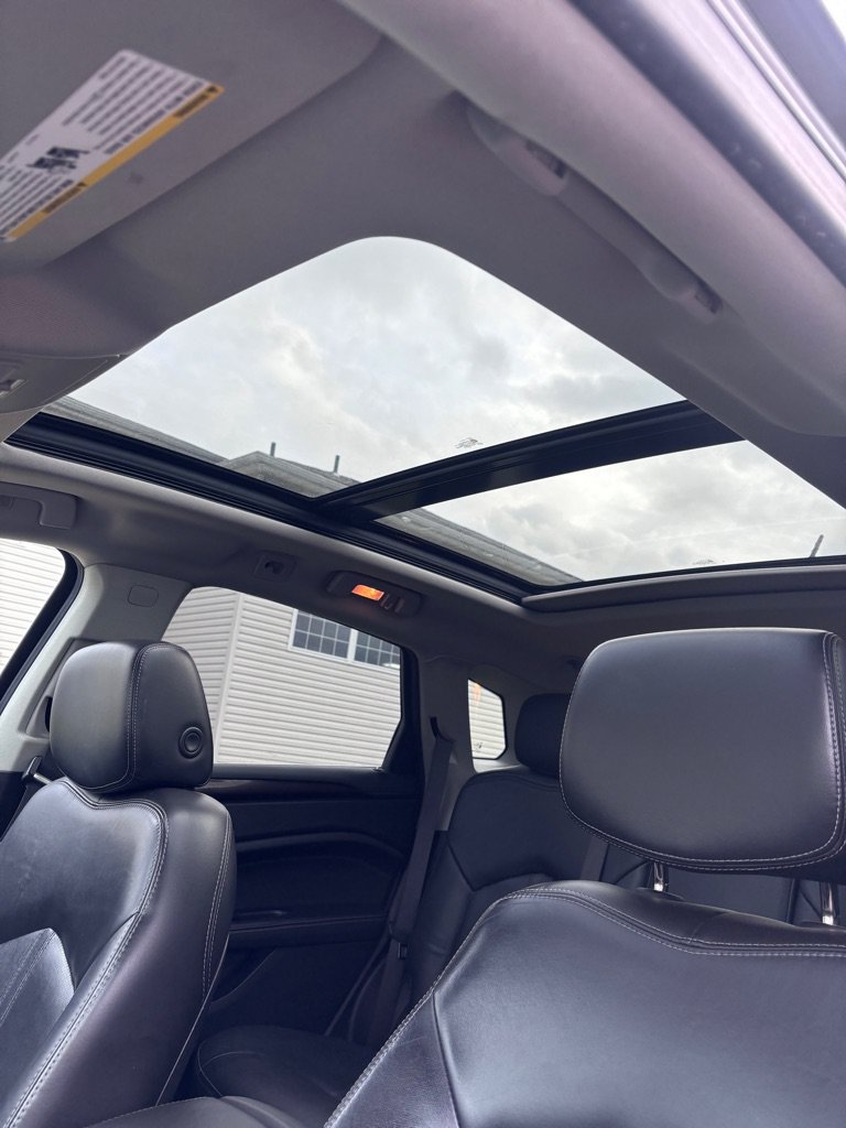 Used 2016 Cadillac SRX Luxury w/ Driver Awareness Package AWD/4WD image 14