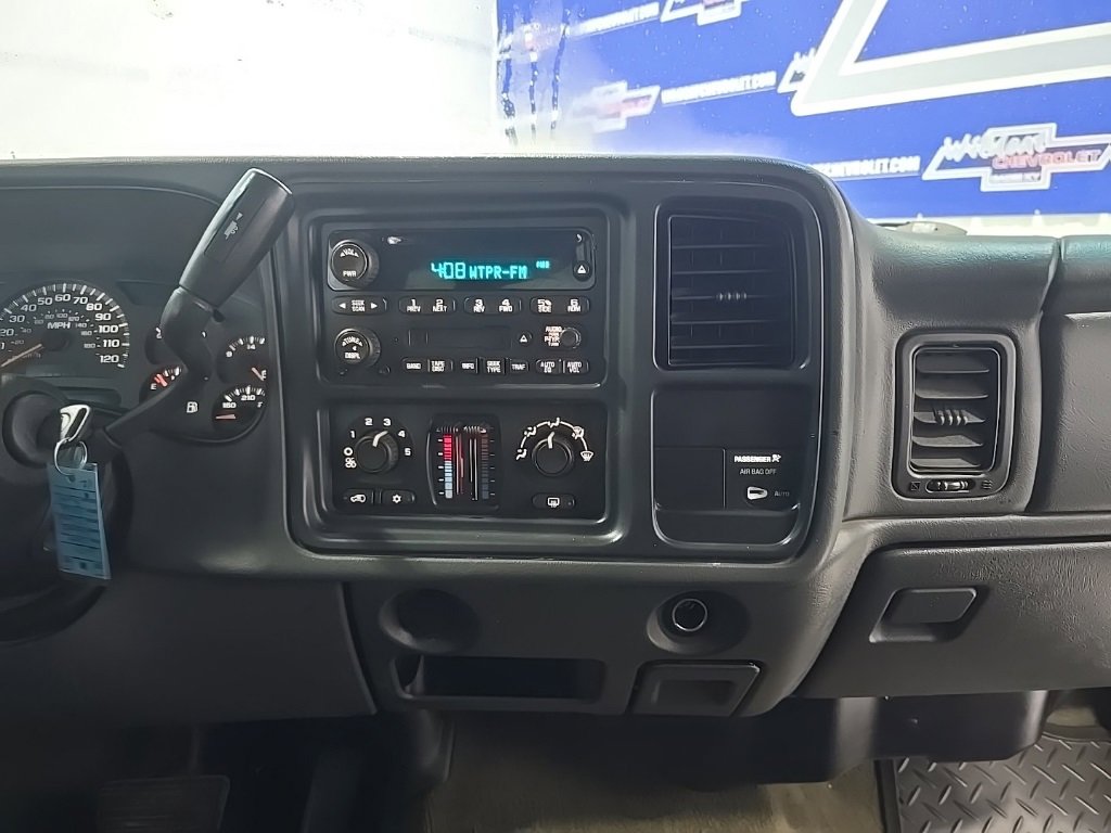 Used 2004 Chevrolet Silverado 1500 LS image 25