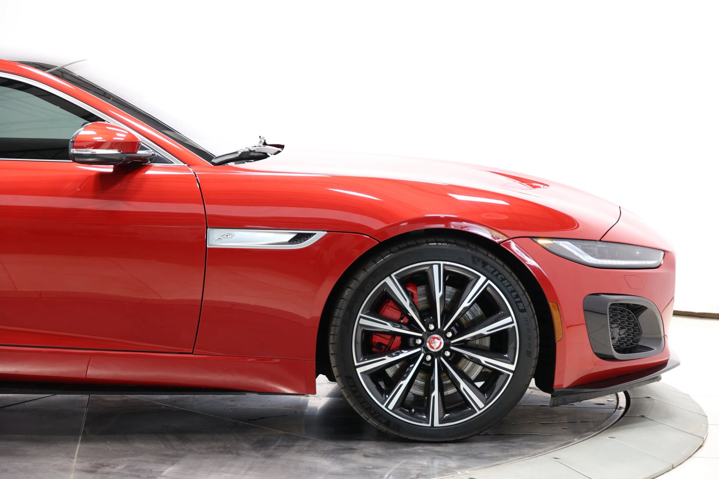 Used 2021 Jaguar F-TYPE R AWD/4WD image 62