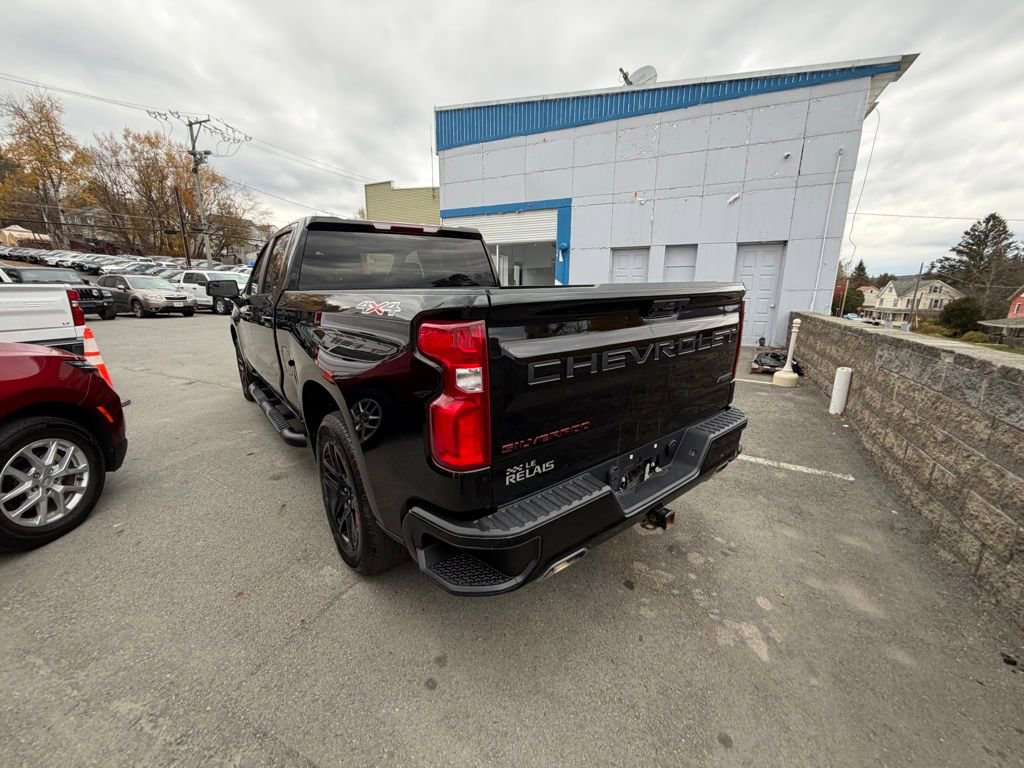 Used 2023 Chevrolet Silverado 1500 RST w/ Redline Edition image 4