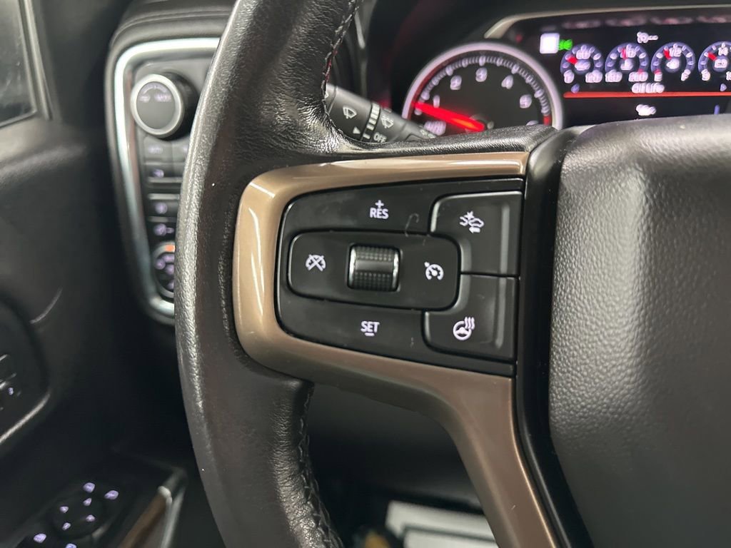 Certified 2020 Chevrolet Silverado 1500 High Country w/ Technology Package image 34