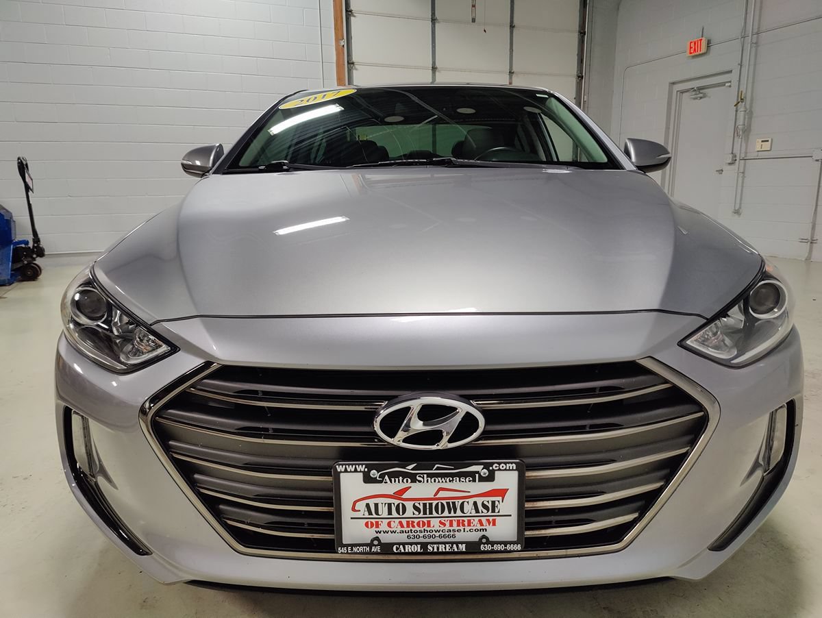 Used 2017 Hyundai Elantra Limited w/ Limited Tech Package 04 FWD image 3