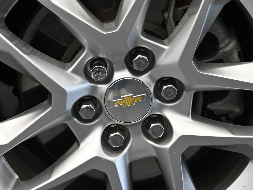 Used 2022 Chevrolet Traverse LS image 41