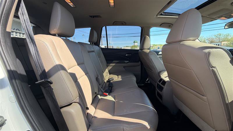 Used 2017 Honda Pilot EX-L image 35