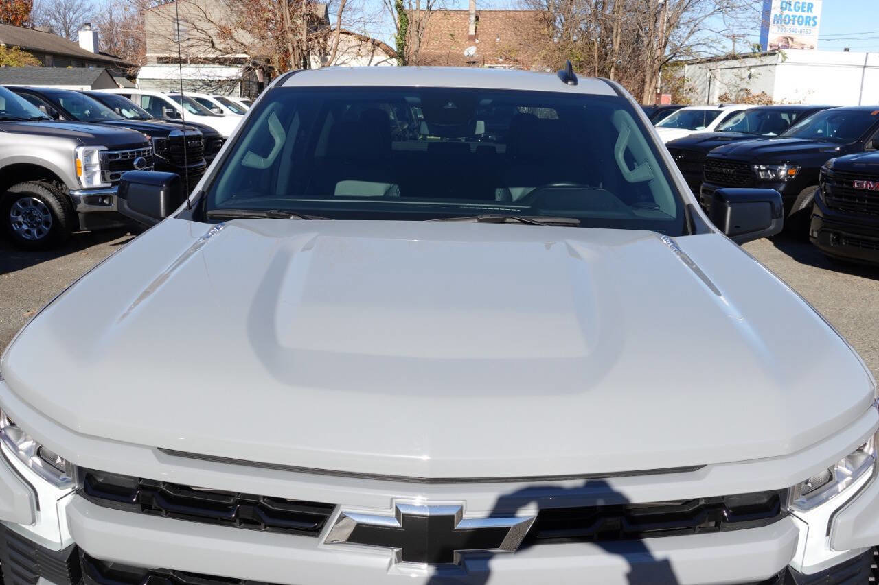 Used 2024 Chevrolet Silverado 1500 RST w/ Protection Package AWD/4WD image 7