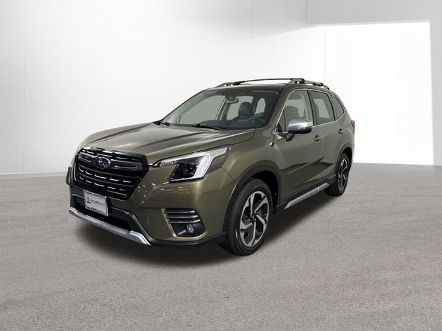 Used 2023 Subaru Forester Touring AWD/4WD image 2