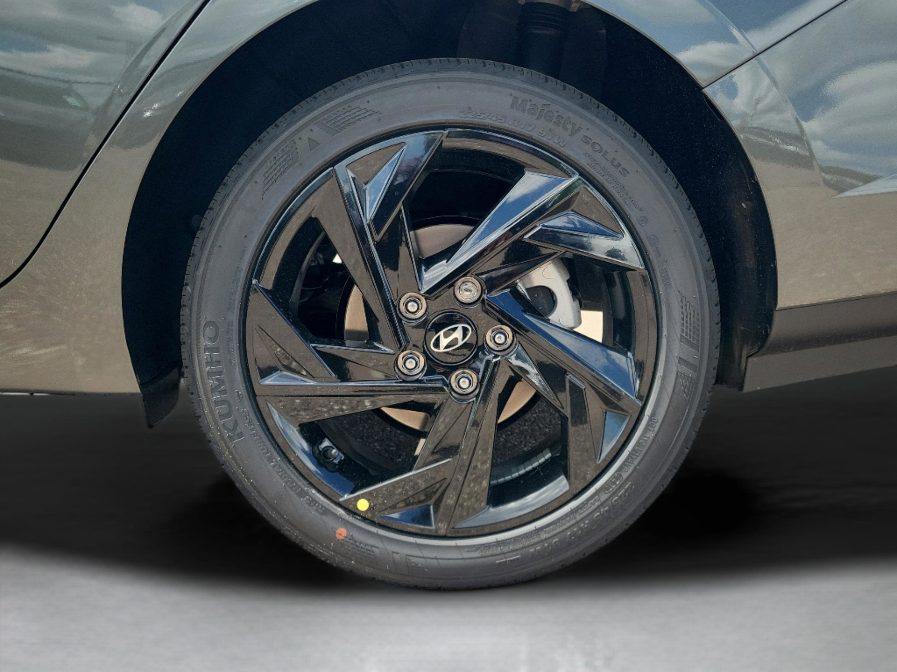 New 2026 Hyundai Elantra Sport w/ Cargo Package FWD image 5