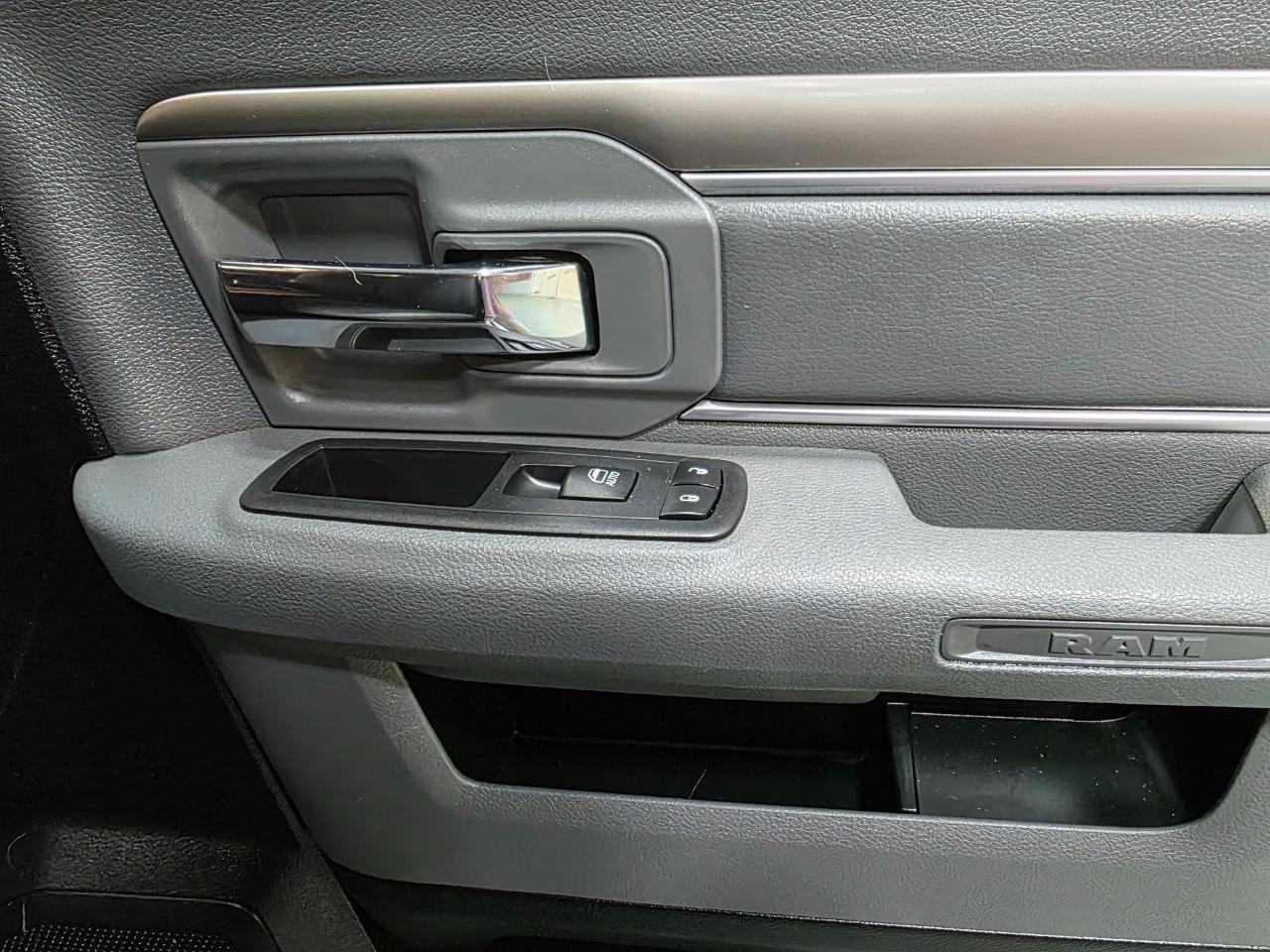 Used 2018 RAM 1500 Big Horn AWD/4WD image 27