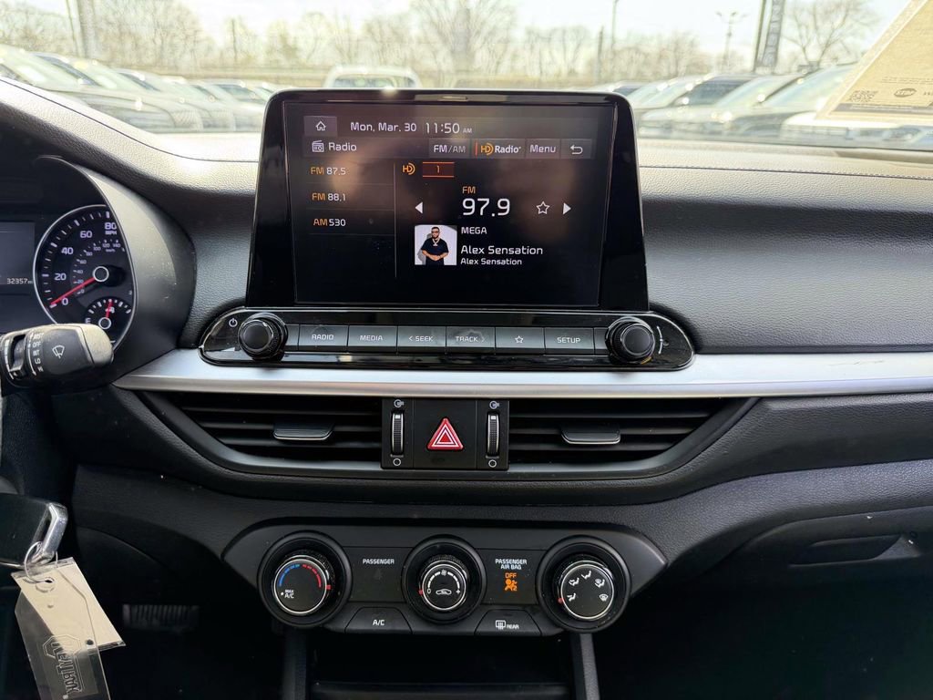 Used 2023 Kia Forte LXS w/ LXS Technology Package image 22