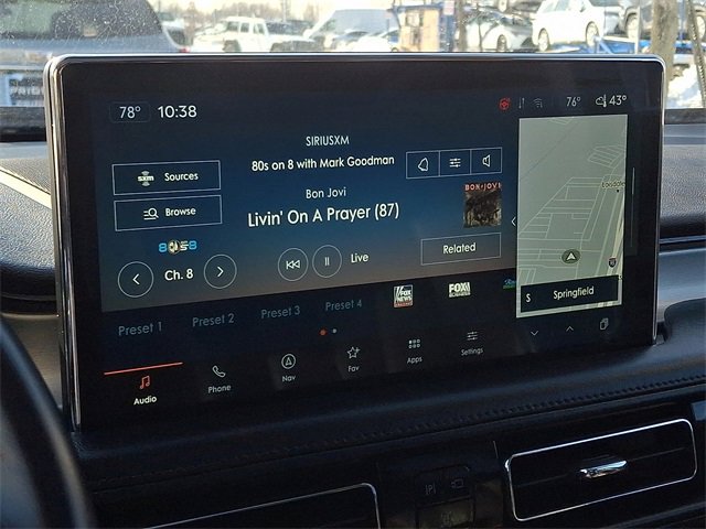 Used 2023 Lincoln Nautilus Reserve image 13