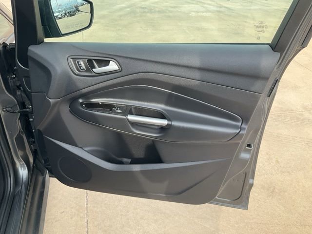 Used 2017 Ford C-MAX SE image 32