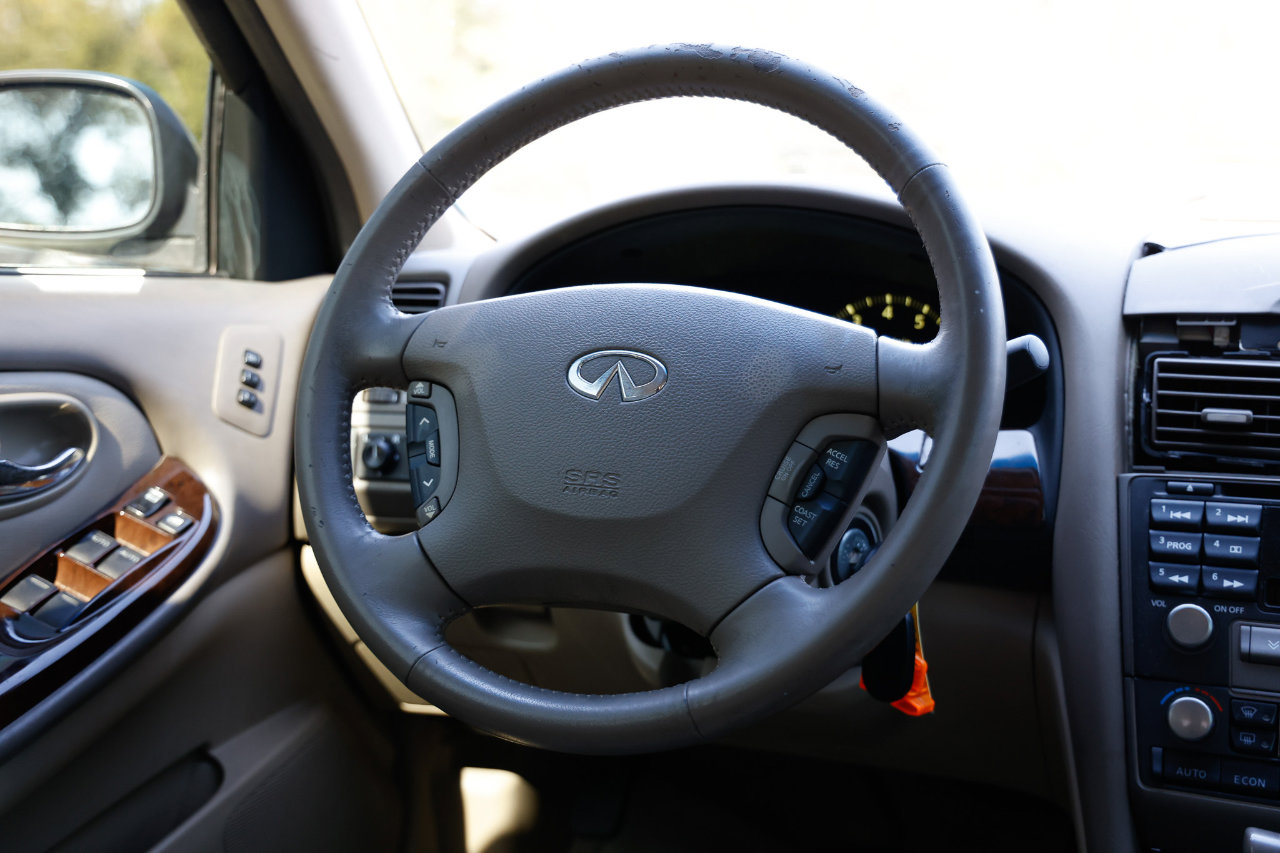 Used 2001 INFINITI I30 TOURING w/ (B03) Touring Sport Pkg image 27