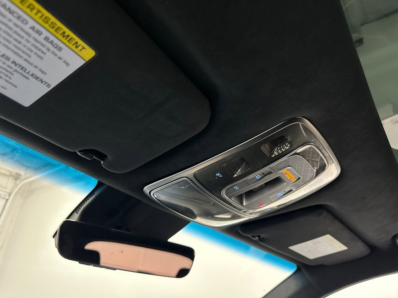 Used 2022 Genesis GV70 3.5T Sport w/ Sport Prestige Package image 34