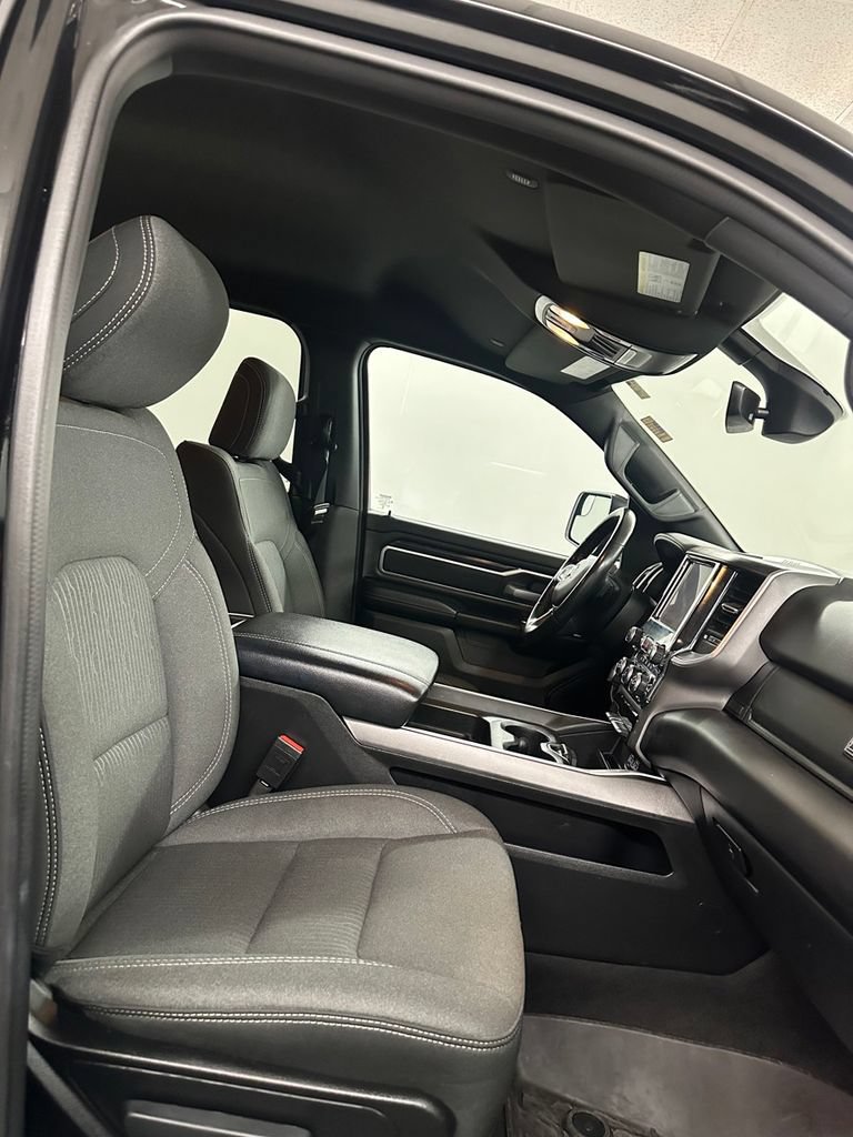 Used 2023 RAM 1500 Big Horn AWD/4WD image 33