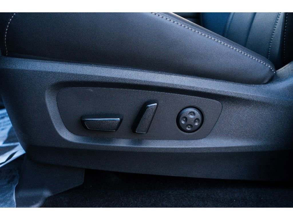 New 2026 INFINITI QX60 Sport w/ Dark Cargo Package image 11