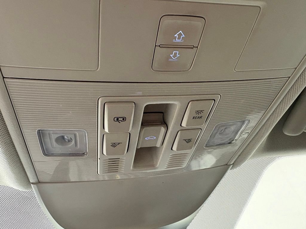 Used 2024 Volkswagen Taos SE FWD image 35