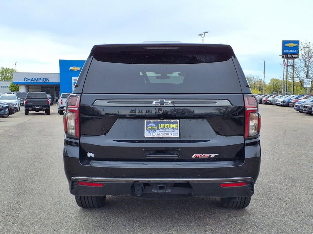 Used 2021 Chevrolet Suburban RST AWD/4WD image 6