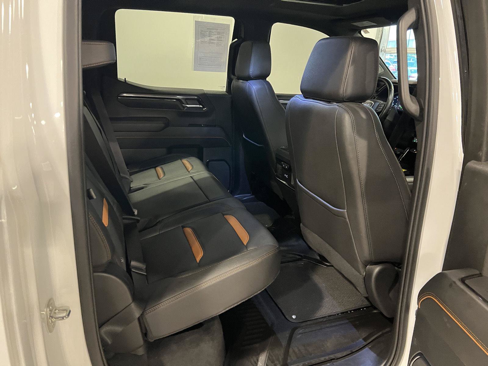 Used 2023 GMC Sierra 1500 AT4 w/ AT4 Preferred Package AWD/4WD image 43