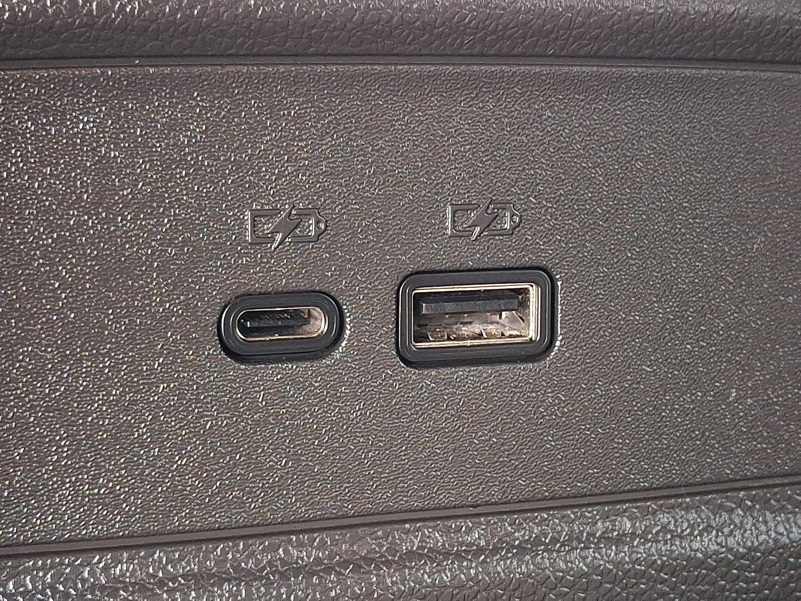 Used 2025 Buick Envista Sport Touring w/ Convenience I Package FWD image 11