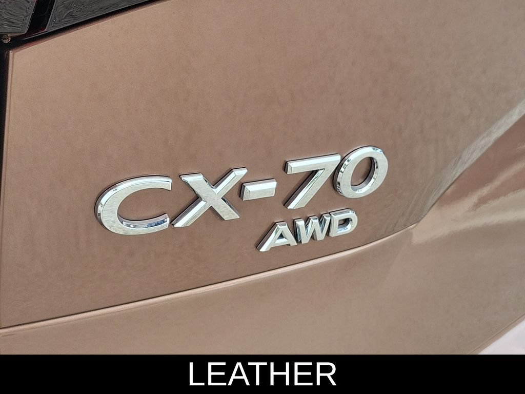 Used 2025 MAZDA CX-70 Plug-In Hybrid w/ Premium Pkg AWD/4WD image 7