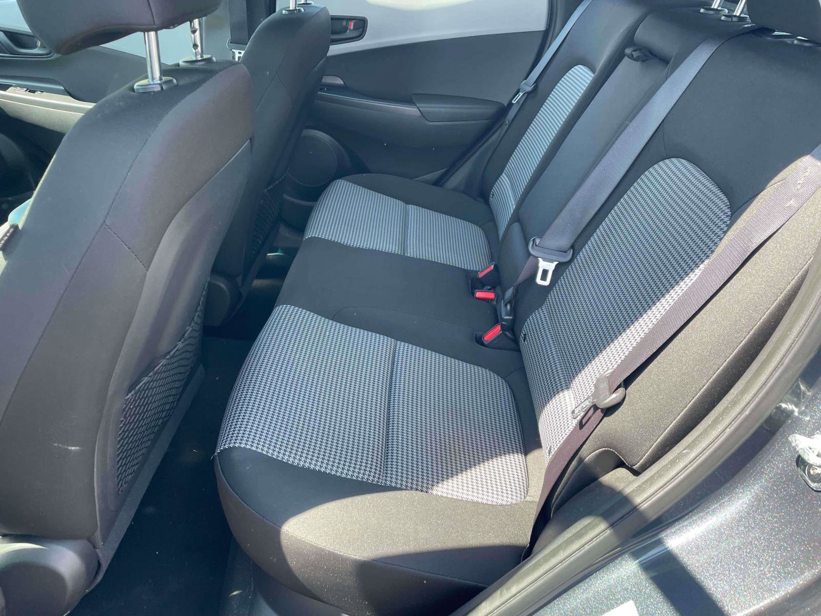 Used 2019 Hyundai Kona SE AWD/4WD image 6